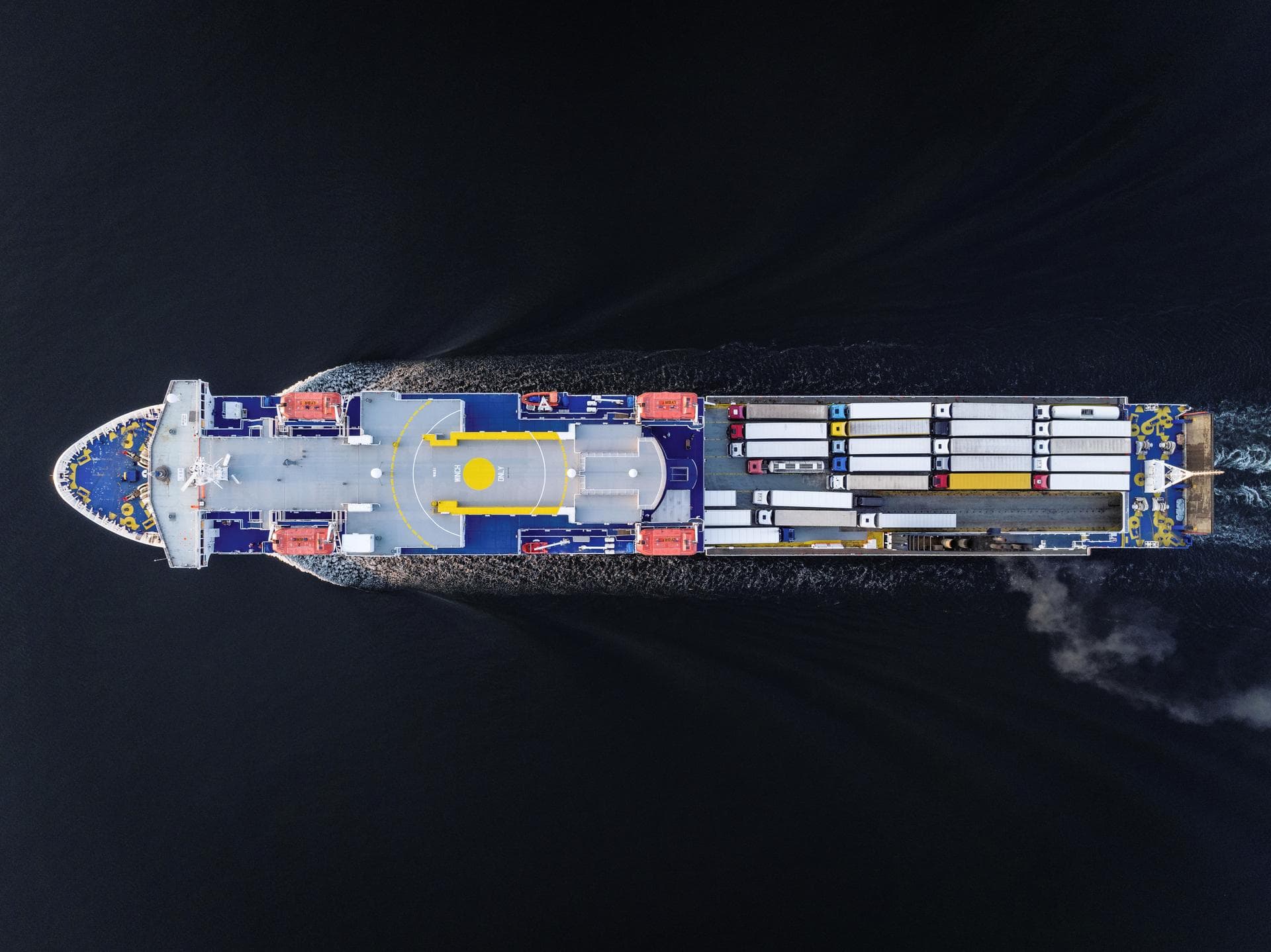 DFDS Sirena Seaways Kaupokalda, aerial shot, ship, freight ferry