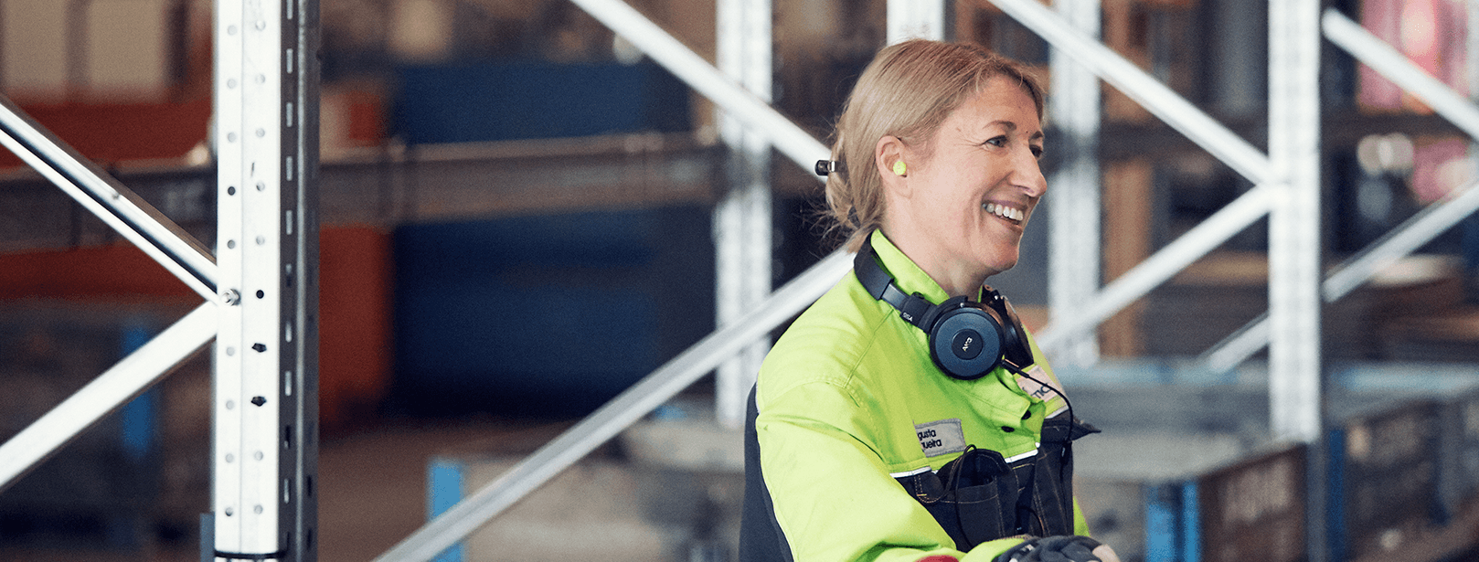 A DFDS employee inside a warehouse
