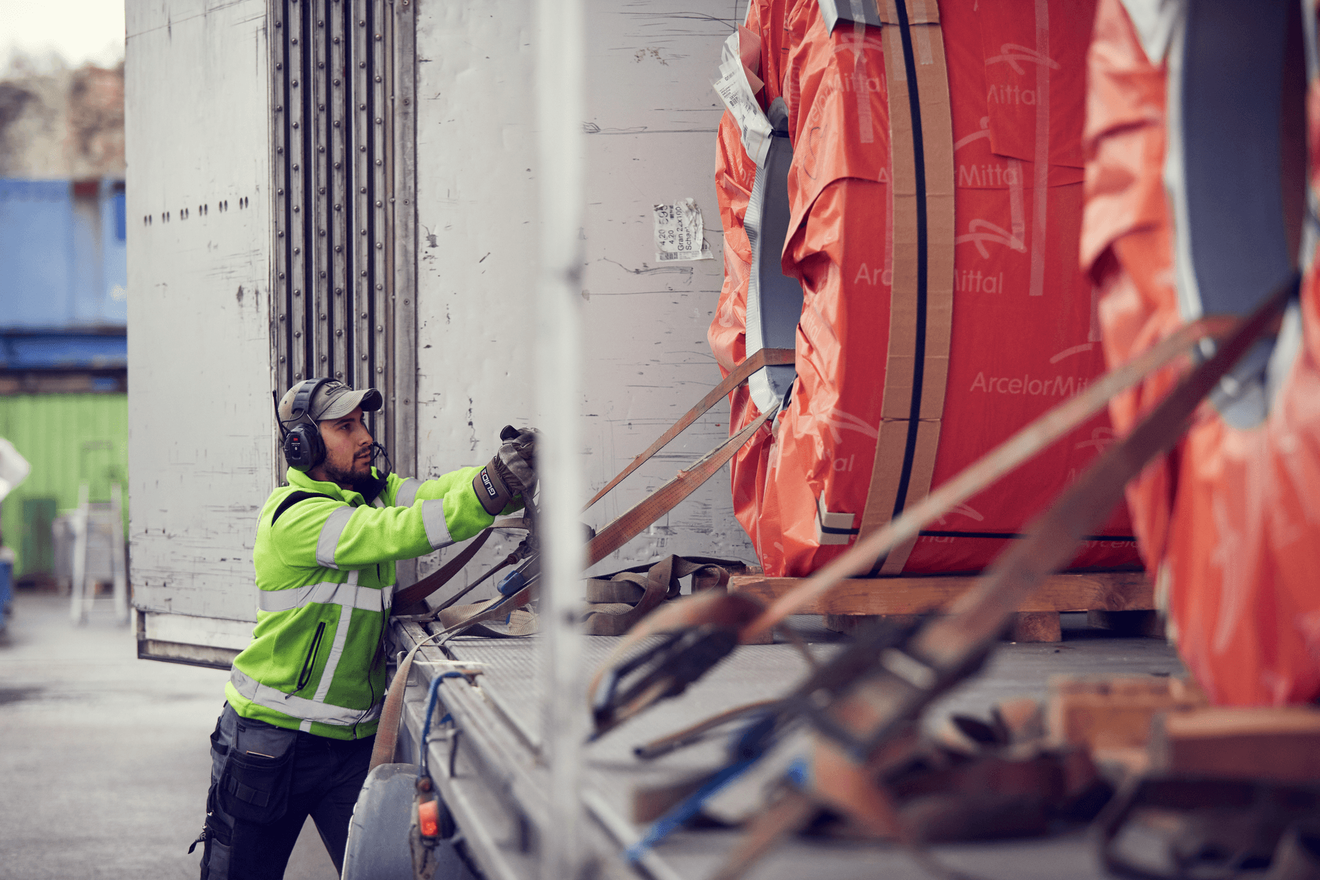 A man loading the steel on the trailer at the Gothenburg terminal
