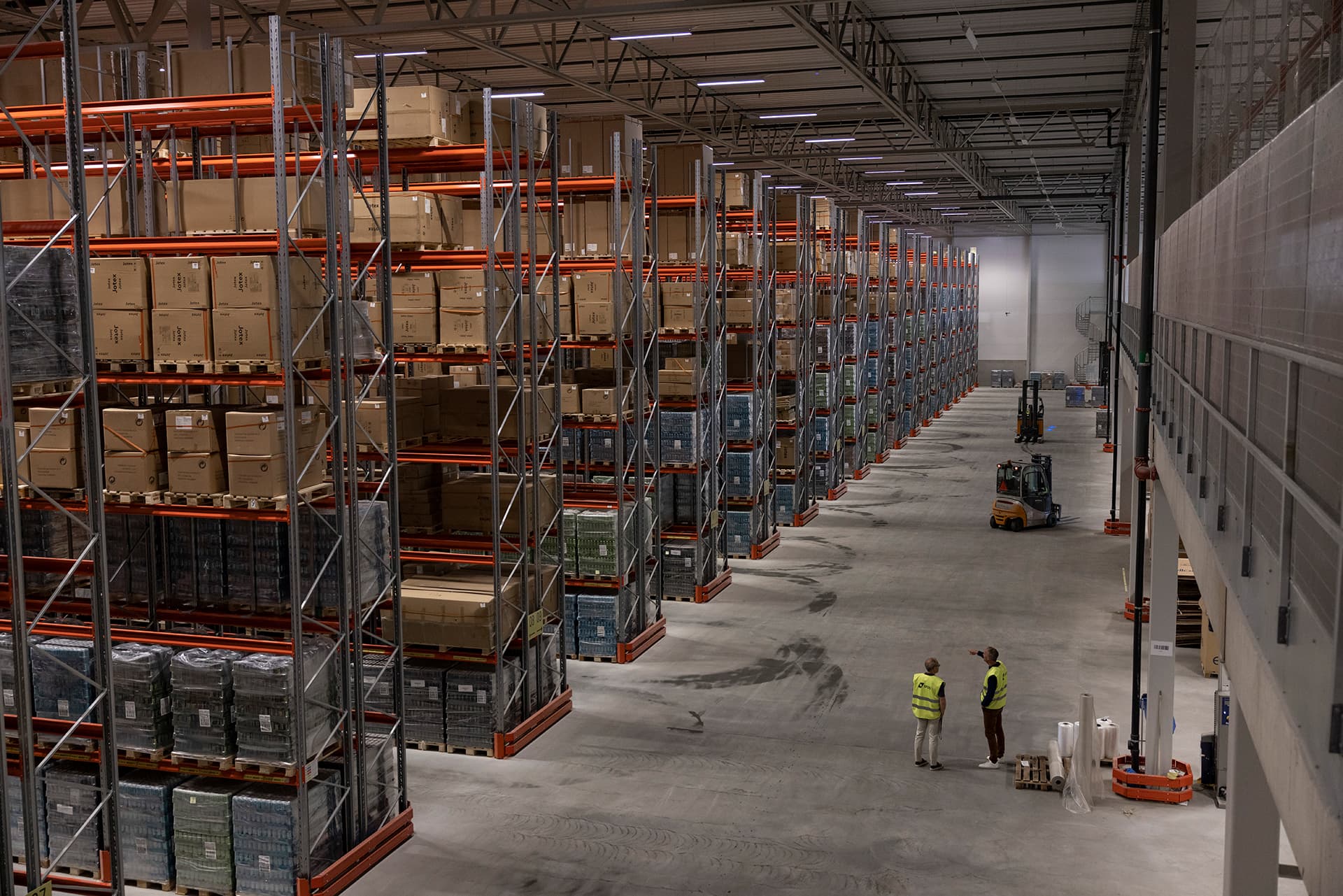 Warehousing 