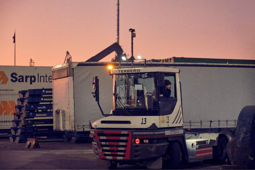 A DFDS worker at the terminal.