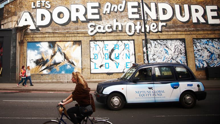 London-mit-dem-Auto co VisitBritain