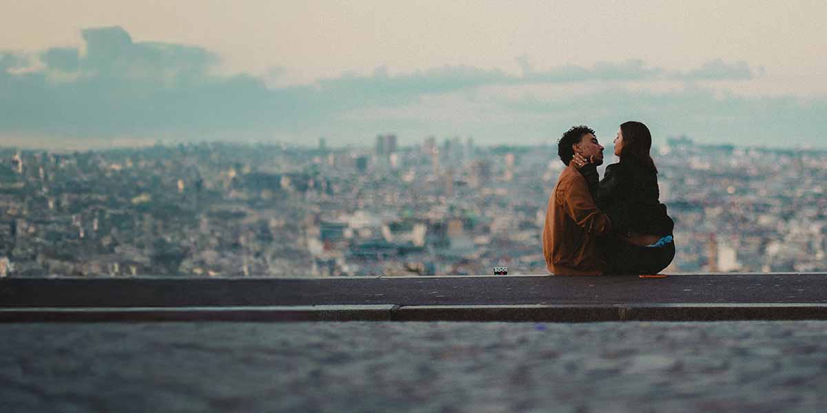 Romantic getaways in France Hero