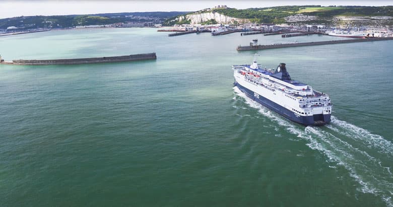 ferry of tunnel