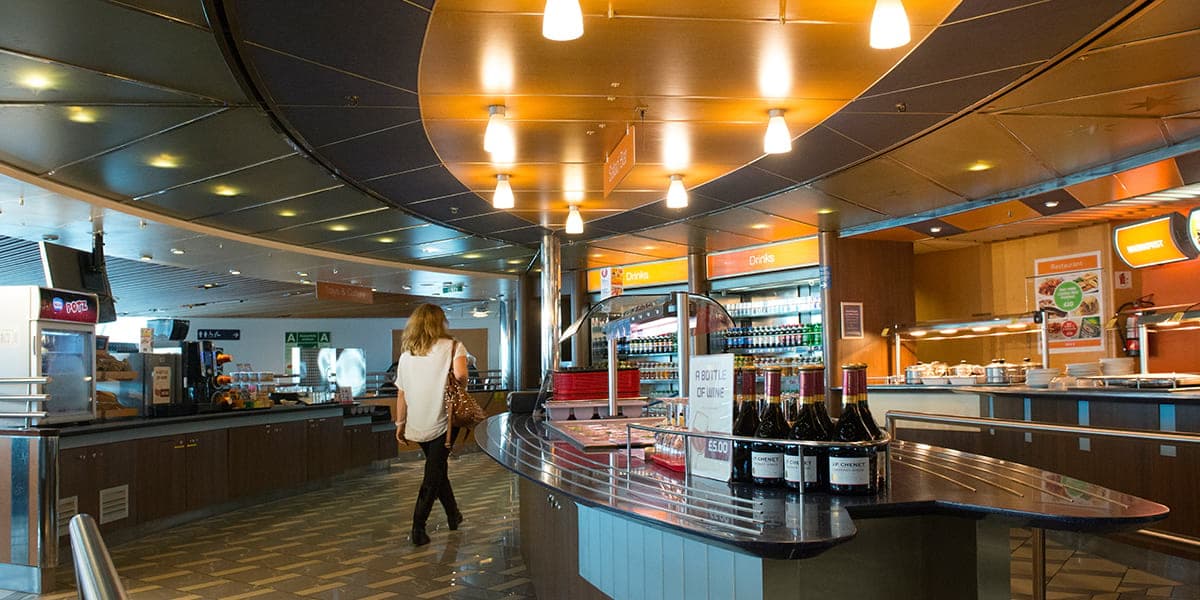 Restaurant 7 Seas à bord du Douvres-France