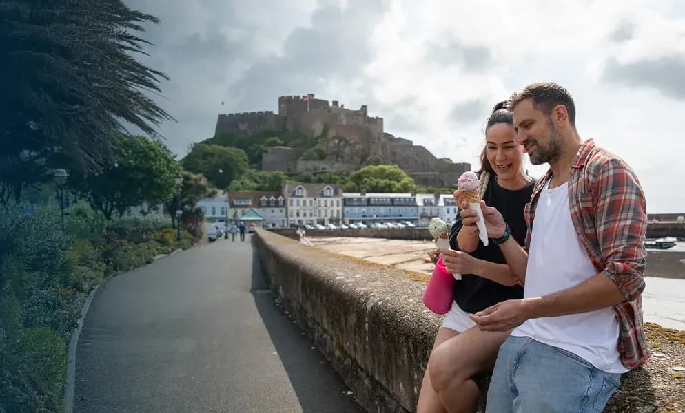 Couple in Jersey with ice cream