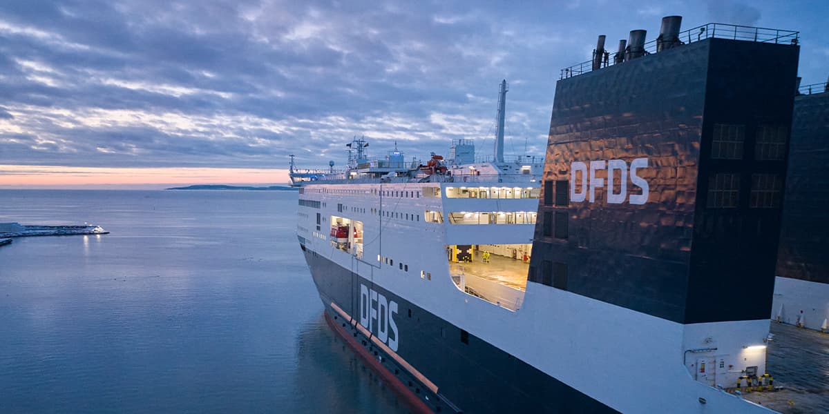 Luna Seaways Web Hero