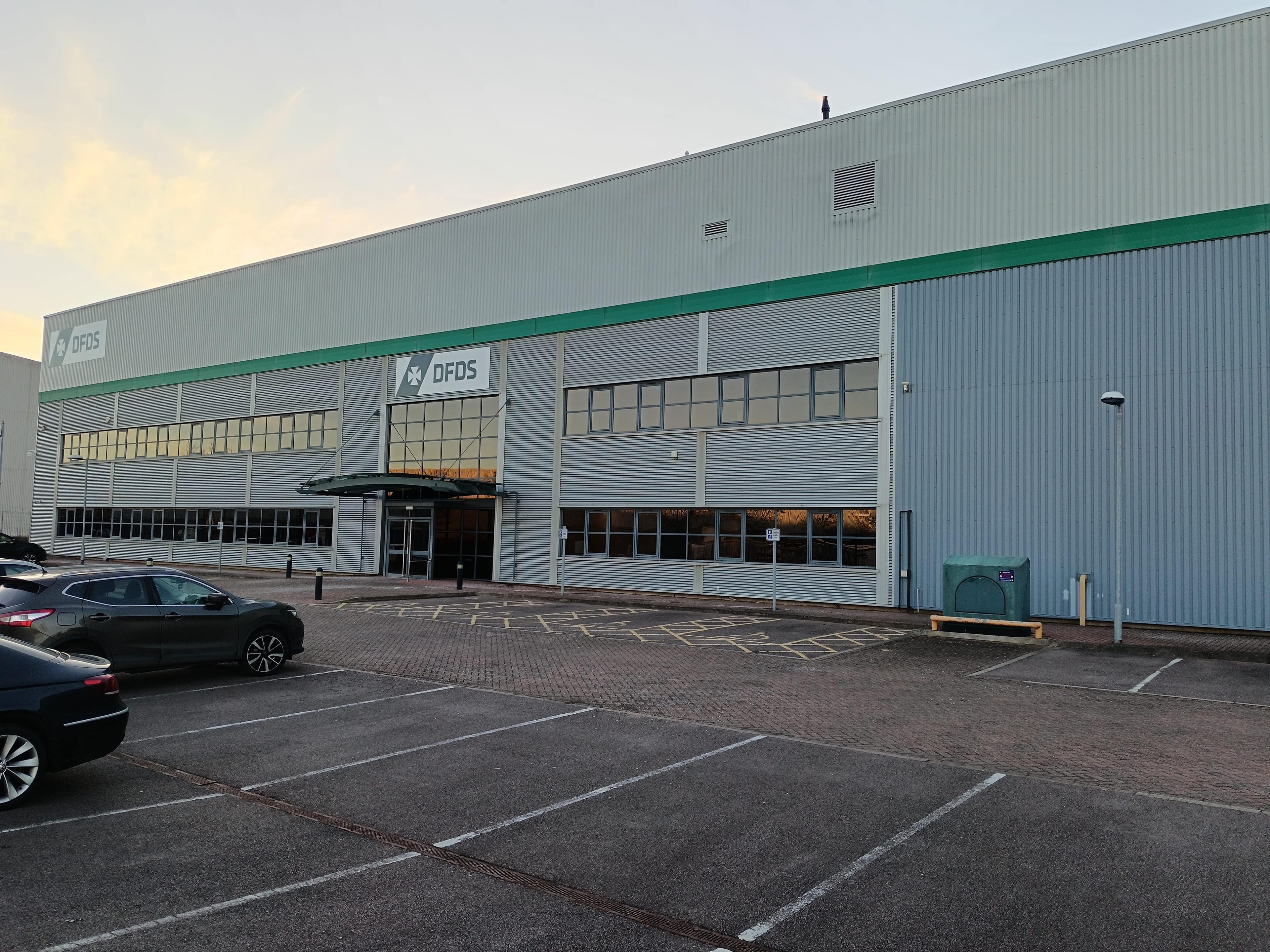 Main entrance of DFDS Corby warehouse.