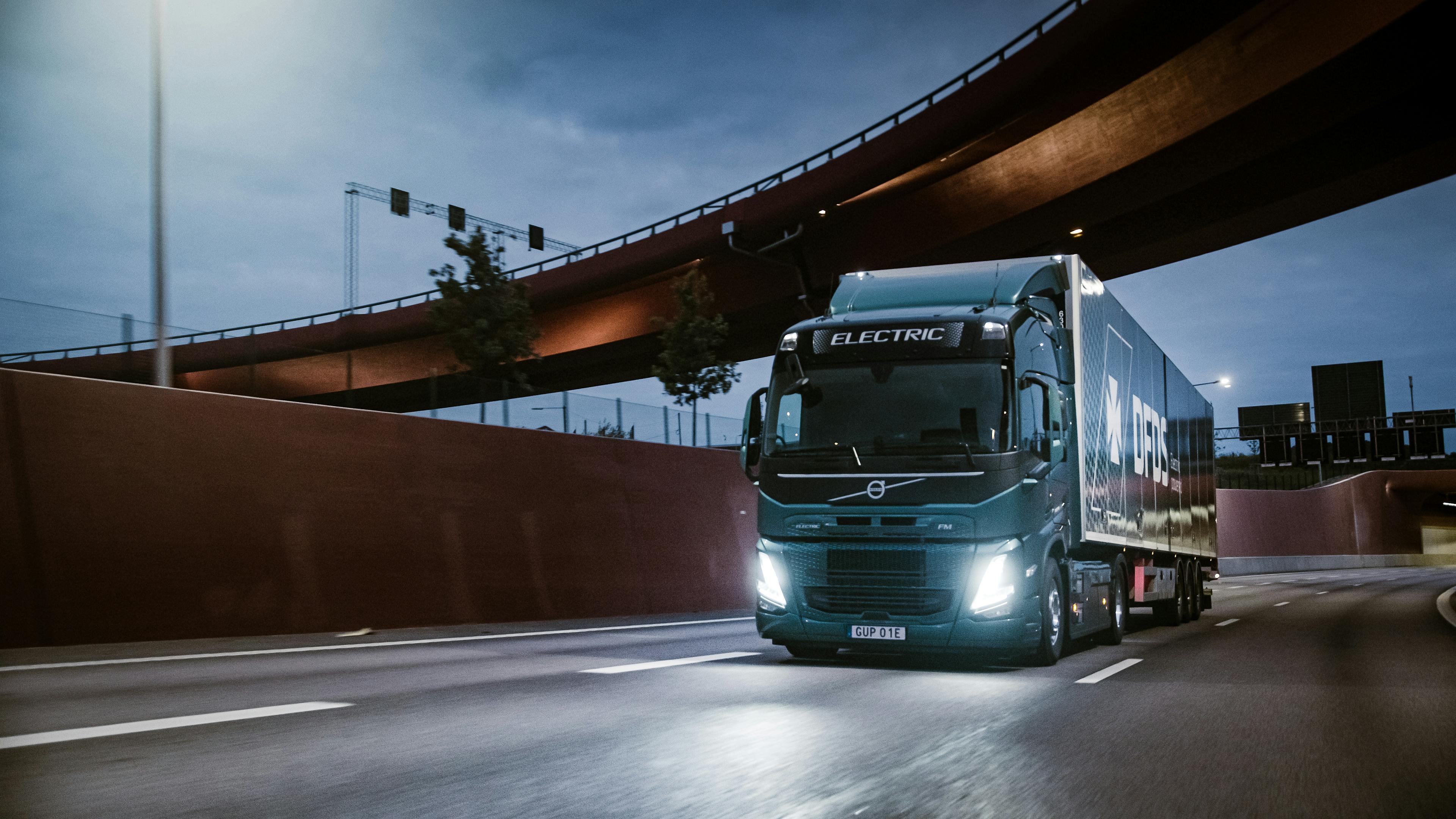 Electric truck DFDS Volvo