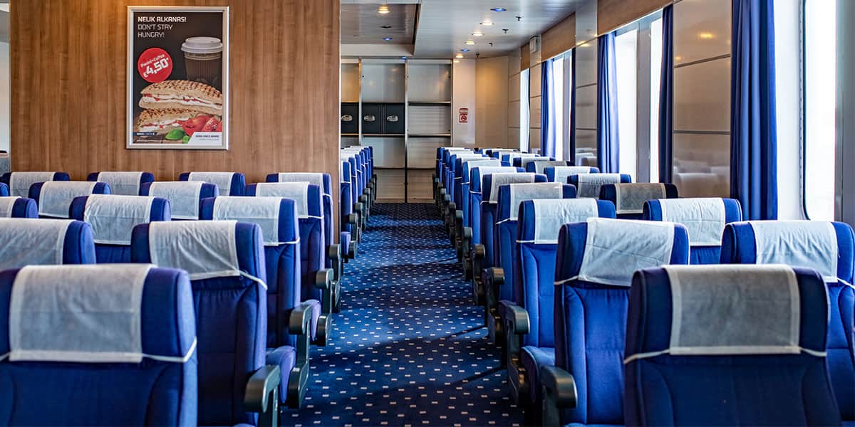 Reclining seats lounge