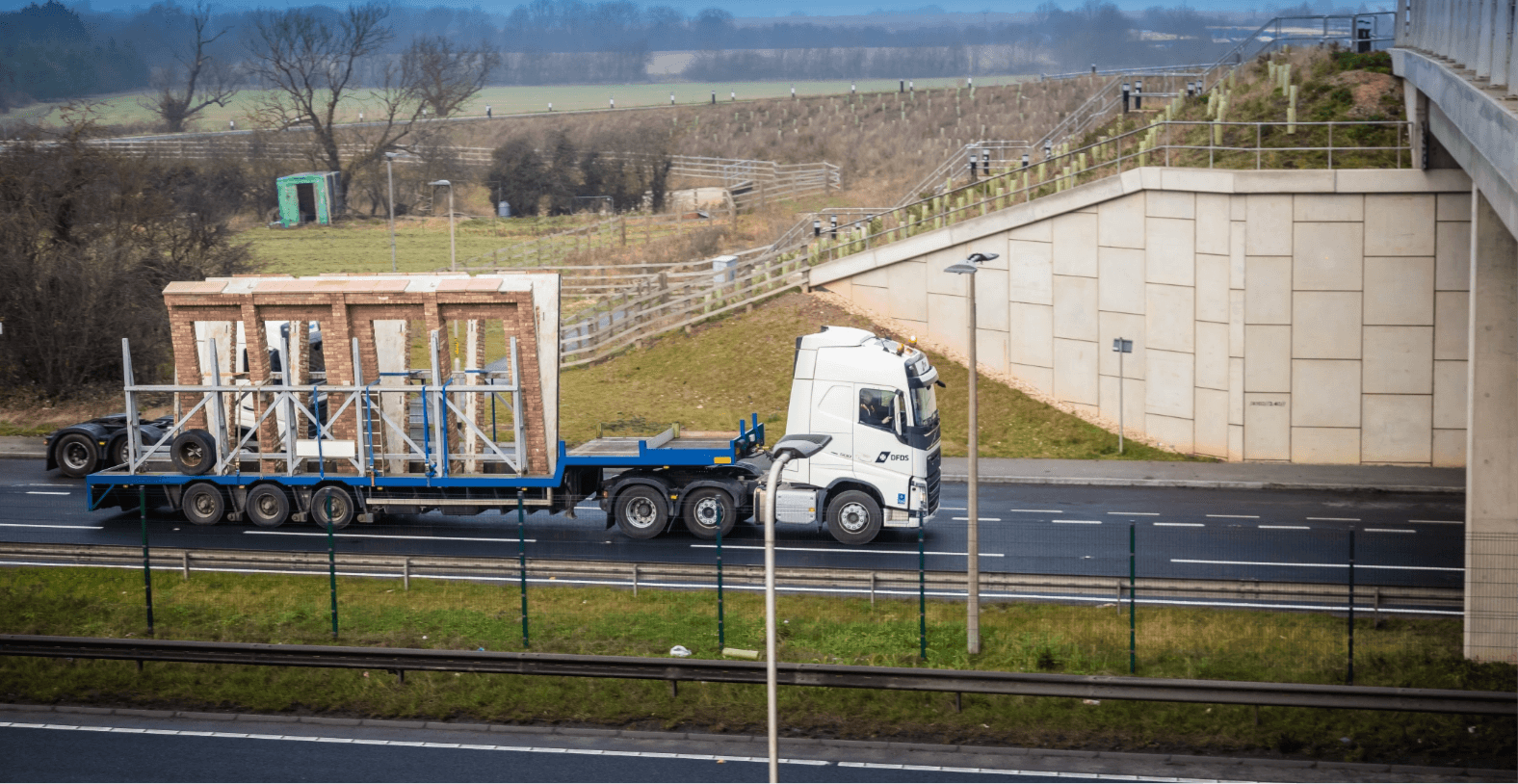 Special cargo truck transport