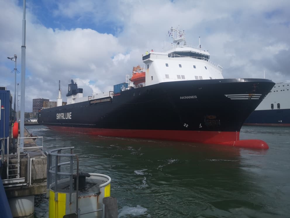Smyril Line’s freight ferry MS Akranes arriving at Vlaardingen